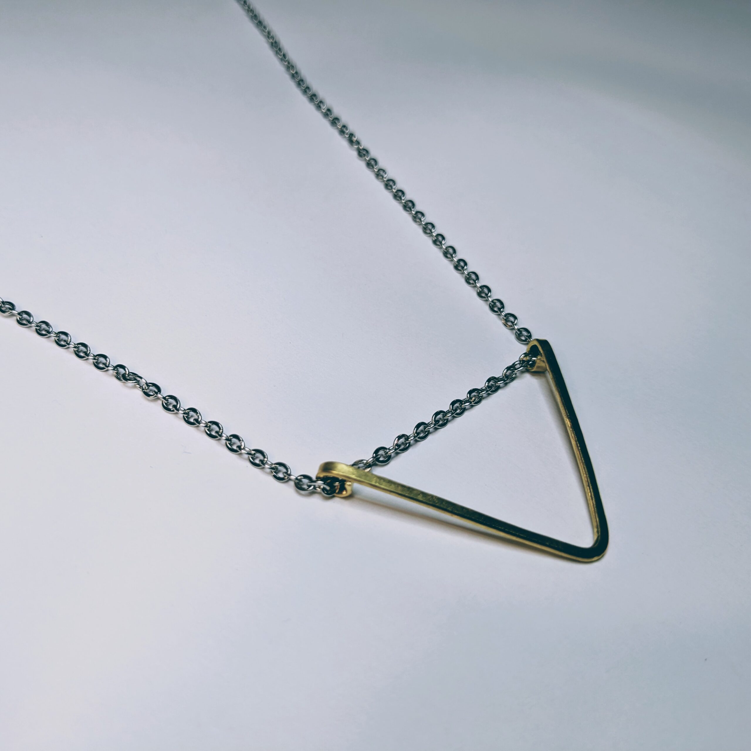 Varela Necklace – Brass